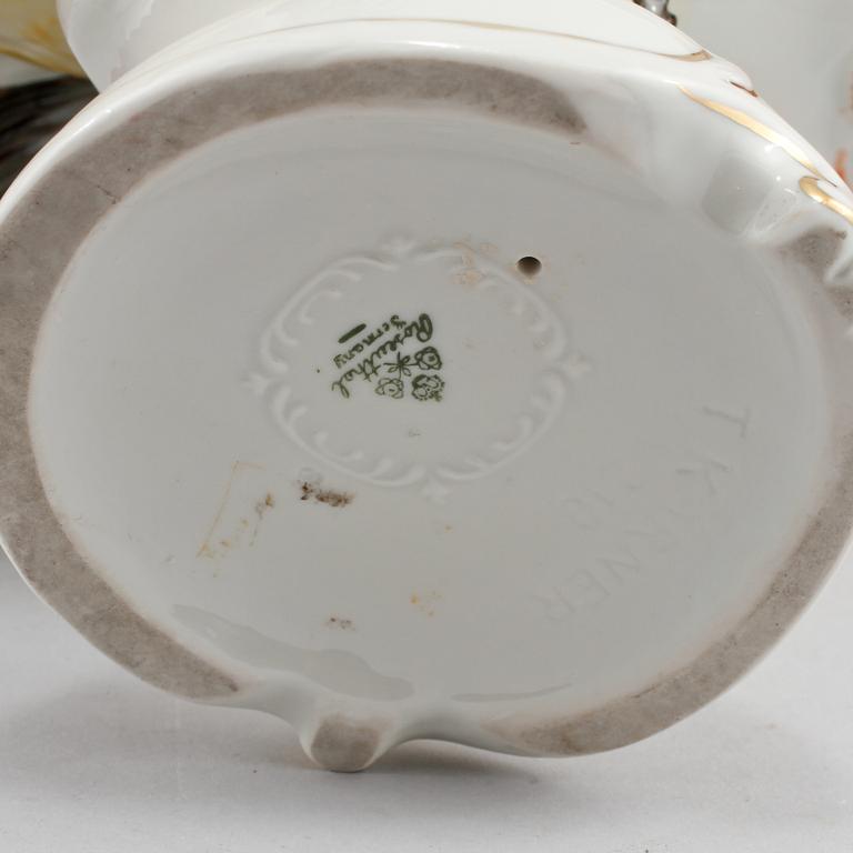 FIGURIN, porslin, Theodor Kärner, Rosenthal, omkring 1900-talets mitt.