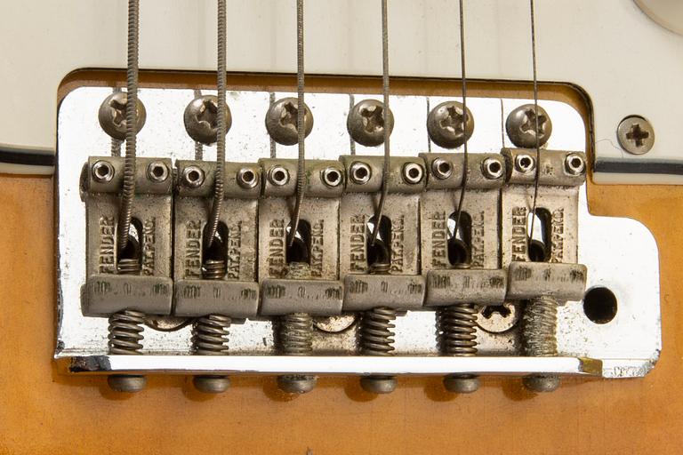 ELGITARR, Fender Stratocaster, 1965, Sunburst - time capsule condition.