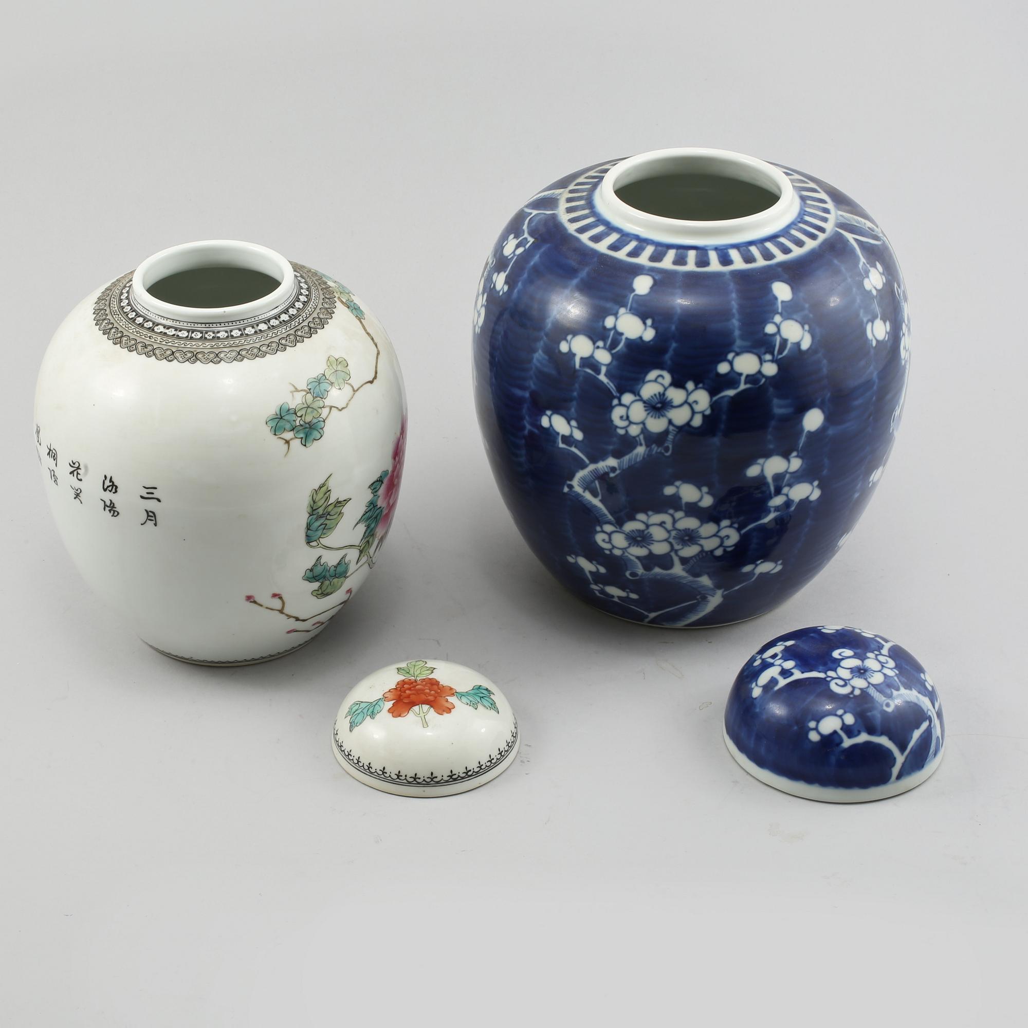 BOJANER, 2 st, porslin, Kina, 1900-tal.