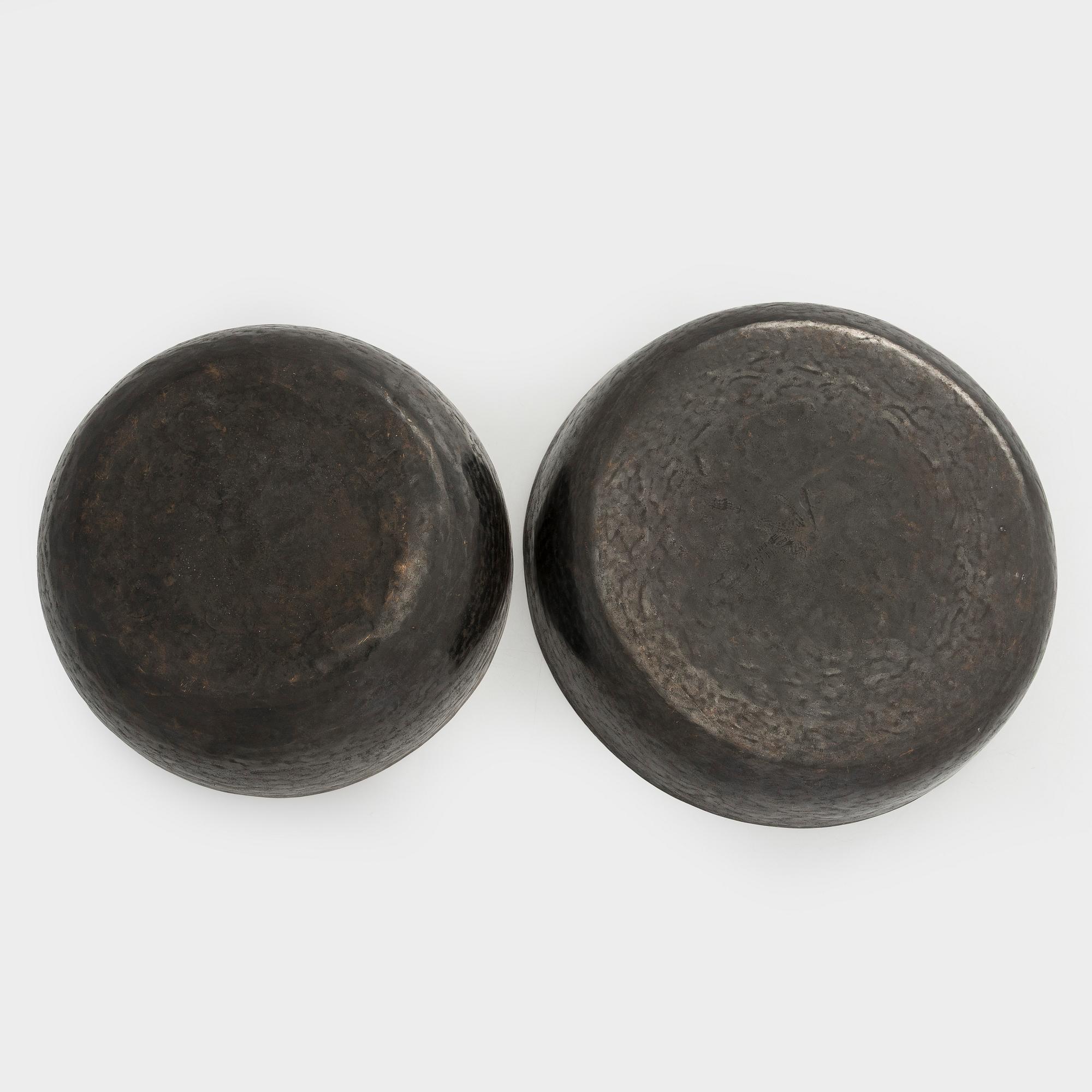 Skålar, 2 st, 1900-talets senare hälft.