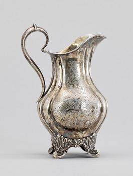 GRÄDDKANNA, silver, nyrokoko, Christian Hammer, Stockholm, 1851. Vikt ca 173 g.