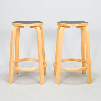 Alvar Aalto, barstolar, 4 st, 80 years stool 60, Artek, 2013.