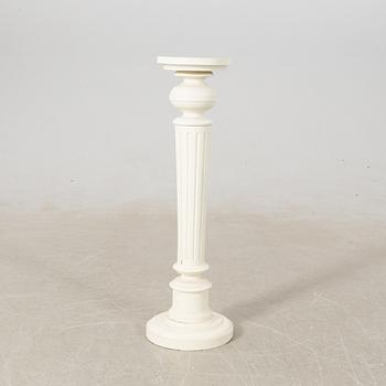 Pedestal, first half of the 20th century.
