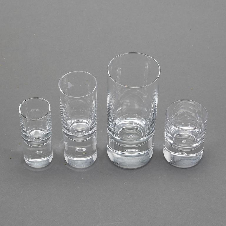 GLASSERVIS, 36 delar, "Pippi", Walter Hickman, Kosta.