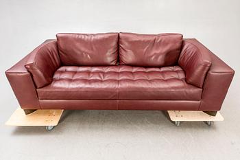 A Natuzzi "Osaka" leather sofa 21st century.