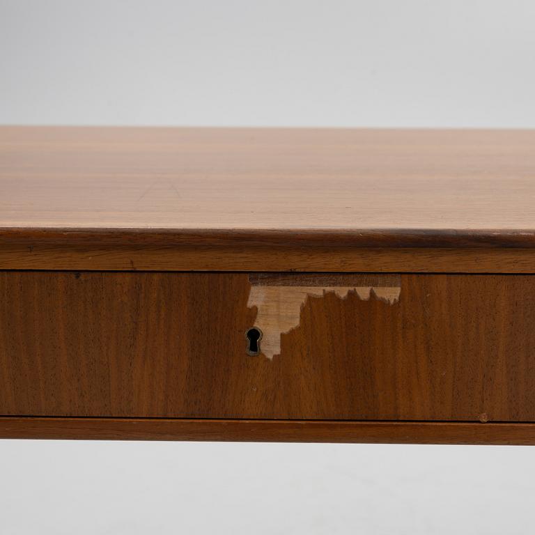 Carl Malmsten, Desk, 'Guldheden', Åfors Möbelfabrik, second half of the 20th century.