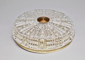 TAKLAMPA, glas, trol. Carl Fagerlund, Orrefors. 1900-talets andra hälft. H ca 10.