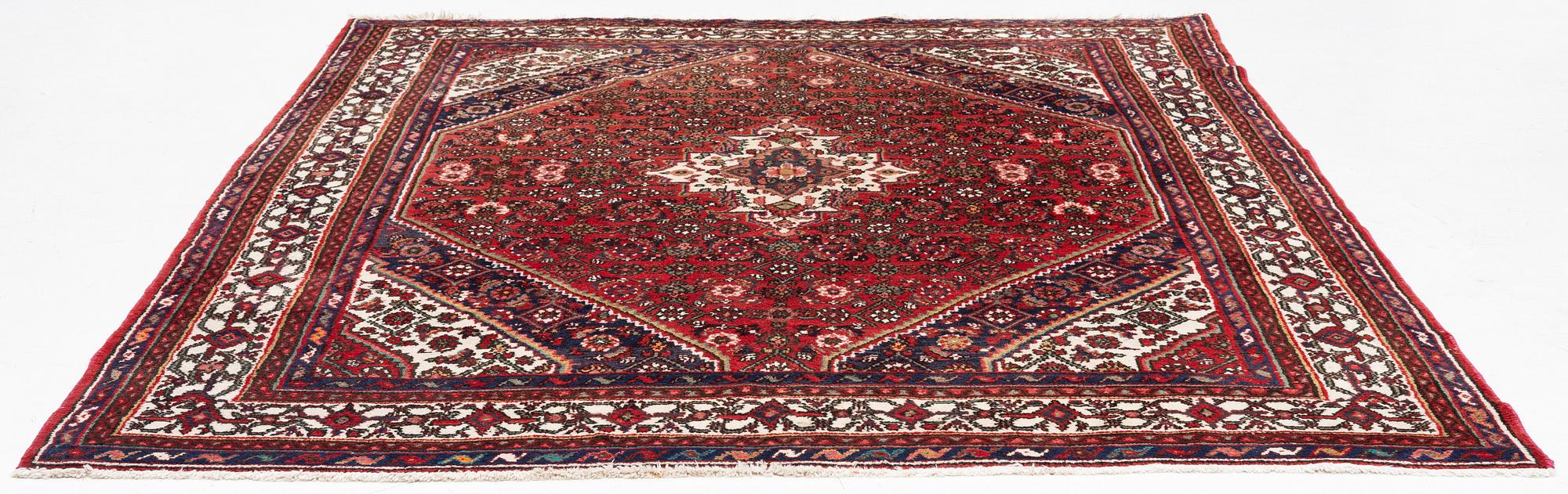 Matta, Hamadan ca 297 x 217 cm.