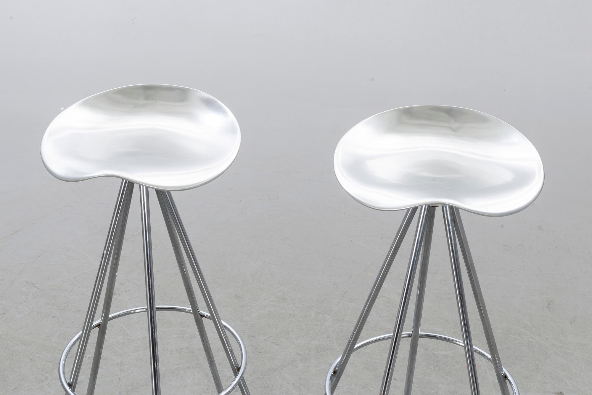 A pair of Pepe Cortés barstools 
