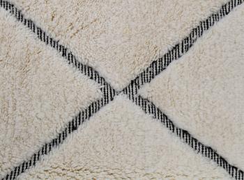 Matta, Marocko, ca 215 × 128 cm.