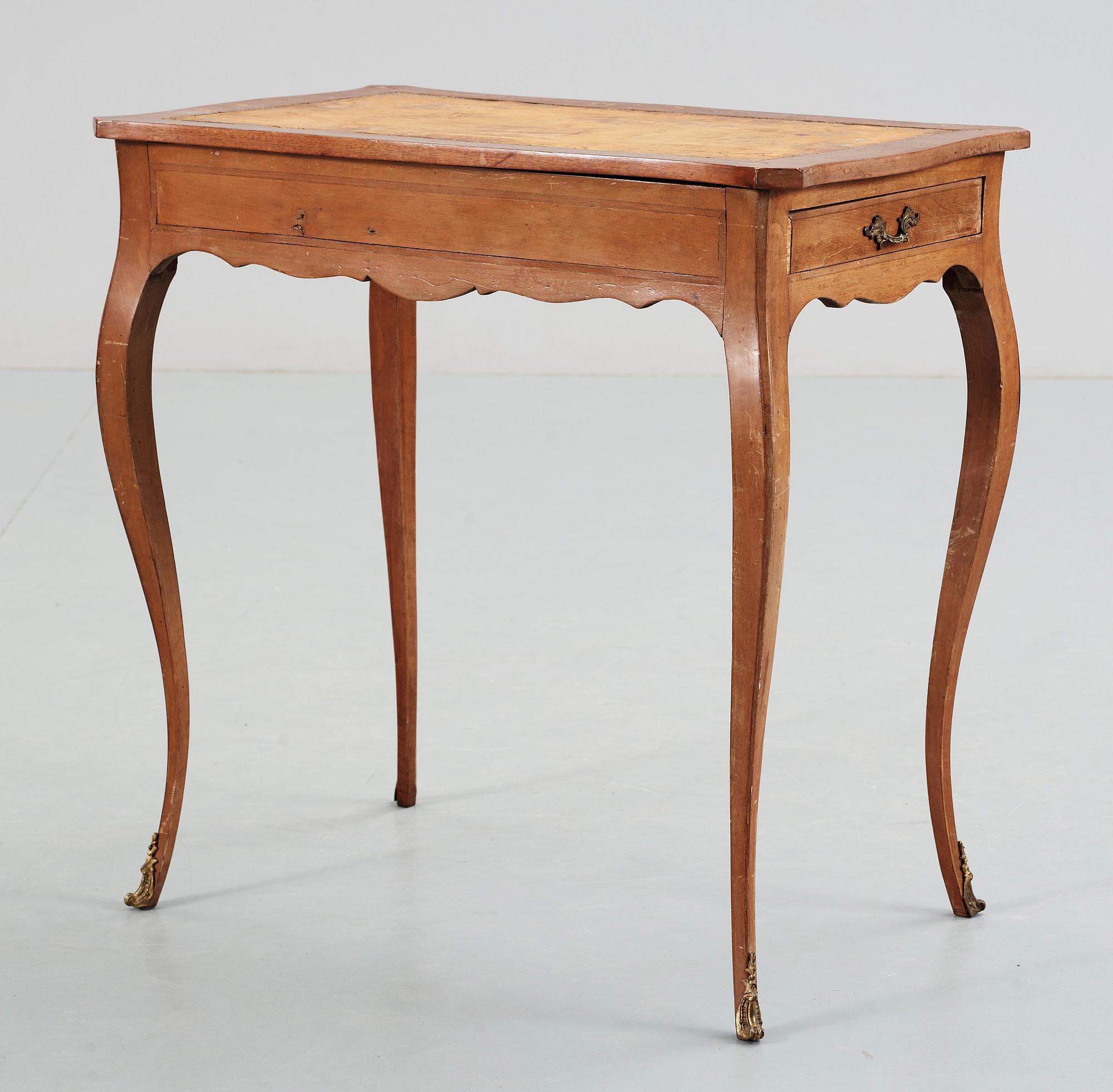 DAMARBETSBORD, rokokostil, Troligen Frankrike.1800-talets slut.