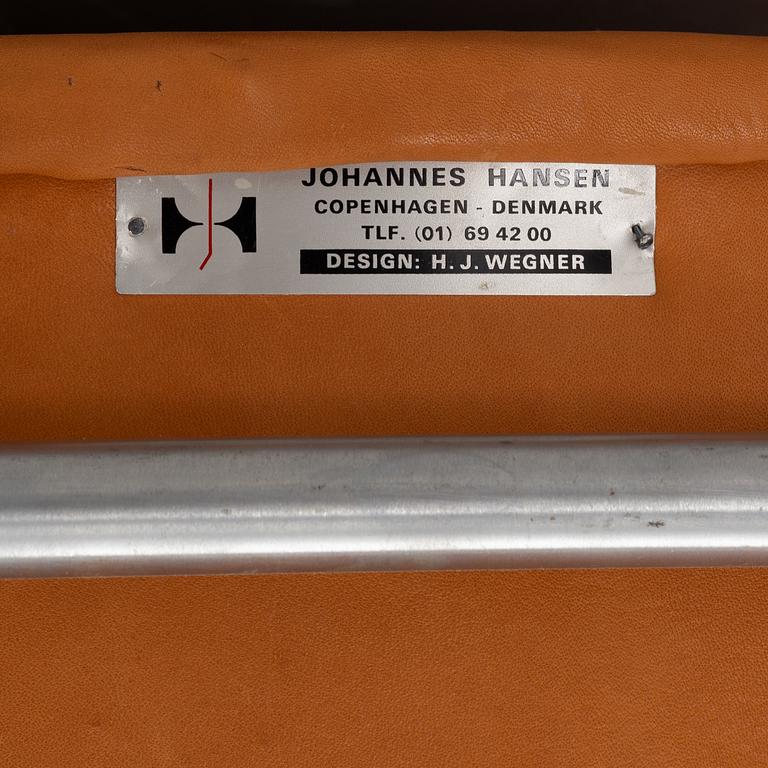 Hans J. Wegner, four 'Kastrup Airport Lounge Chairs'/'Lufthavnstolen', Johannes Hansen, Denmark, 1960s.