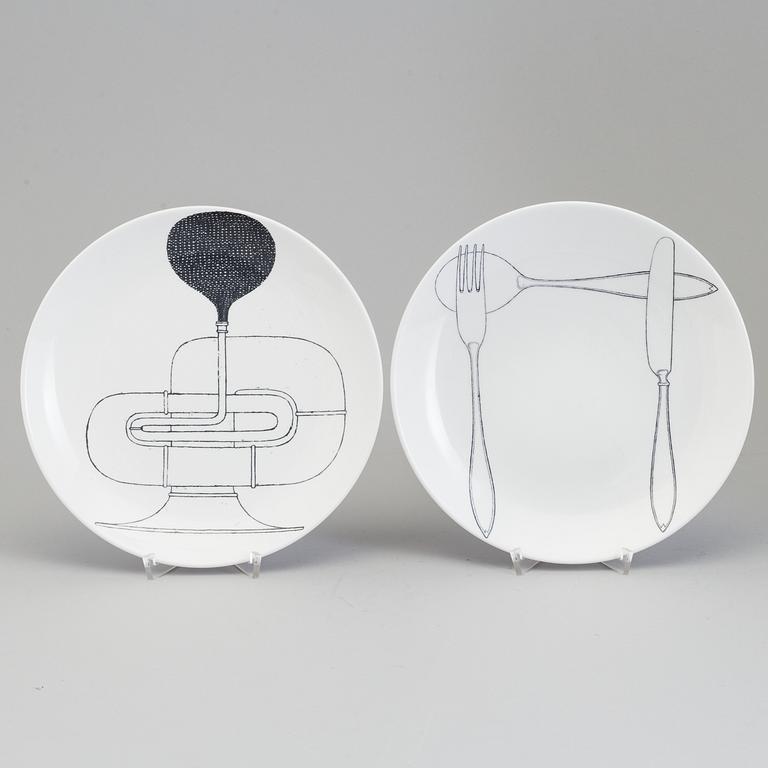 STIG LINDBERG, "Restaurangtallrikar", 8 st, porslin, Gustavsberg, 1970/71.