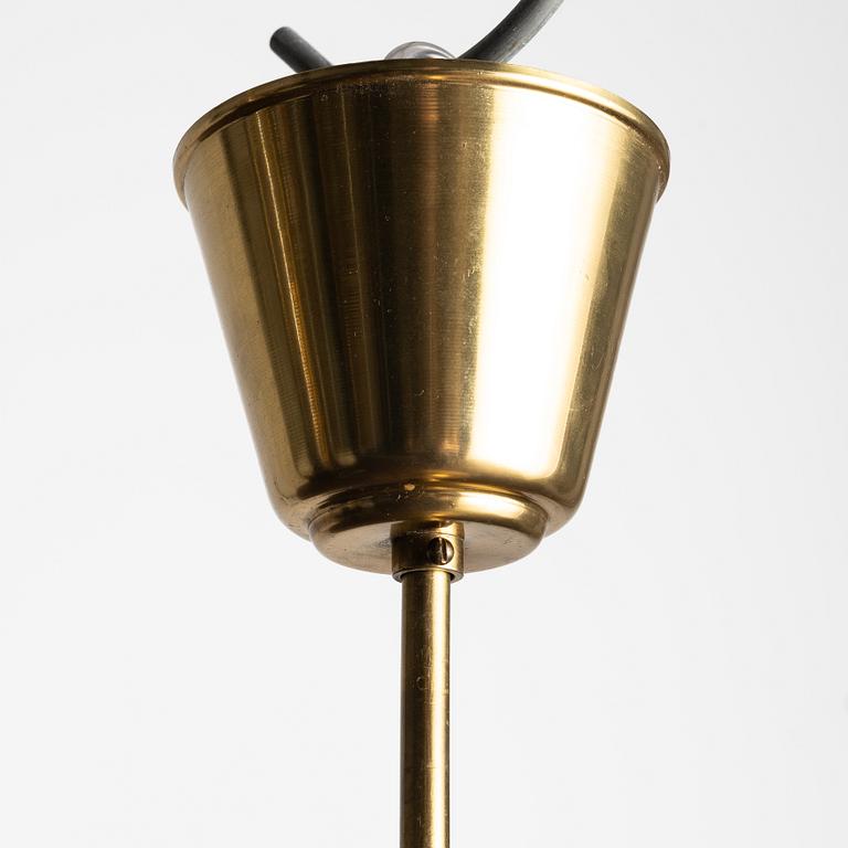 Taklampa, mässing med glaskupa, Bröderna Malmströms Metallvarufabrik, Malmö, 1900-talets första hälft.