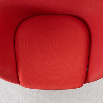 Arne Jacobsen, fåtölj "Ägget", Fritz Hansen, 2014.