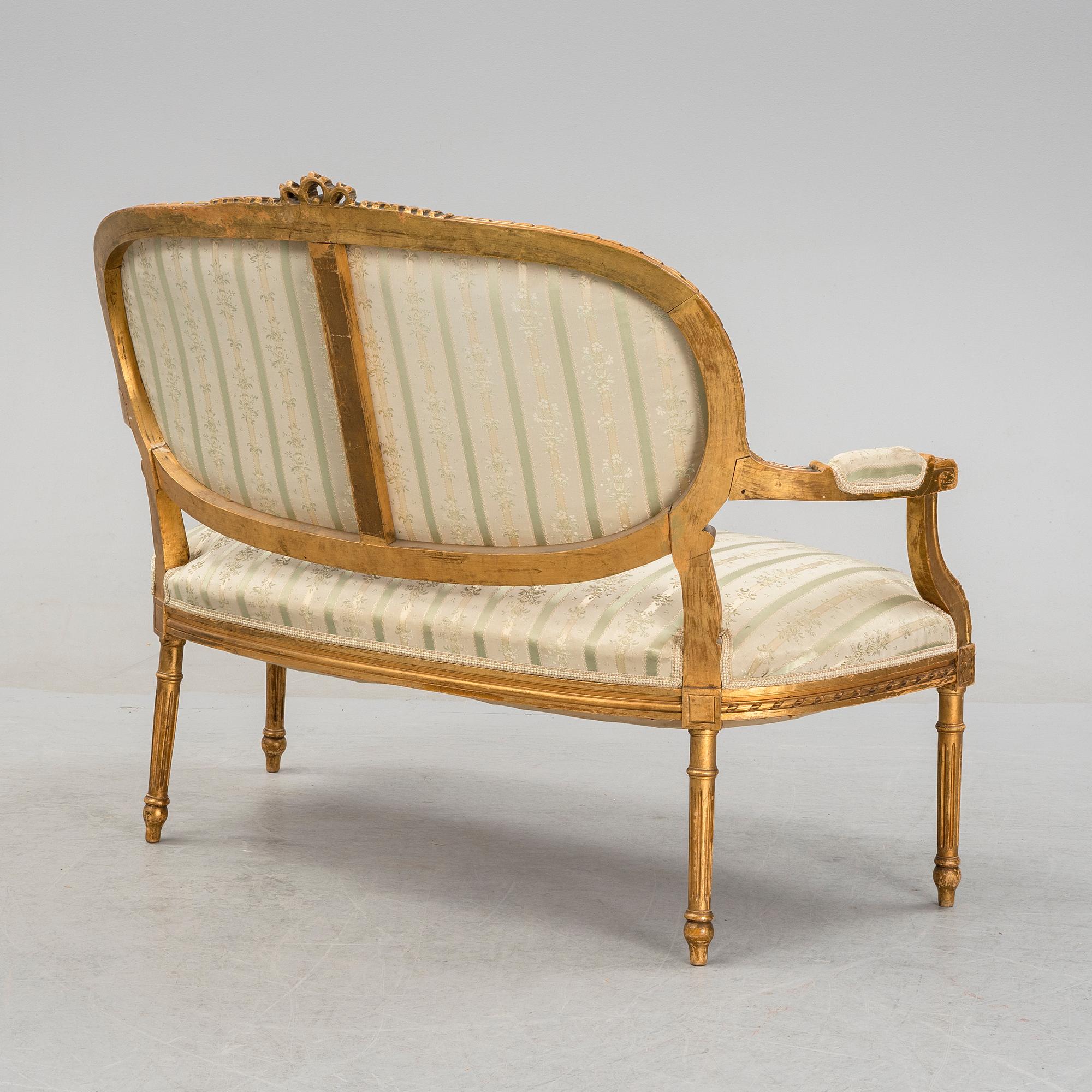 Soffa samt stolar, gustaviansk stil 1800-talets slut.