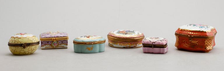DOSOR, 6 st, porslin, Sèvres märke samt Limoges, 1900-talets mitt.