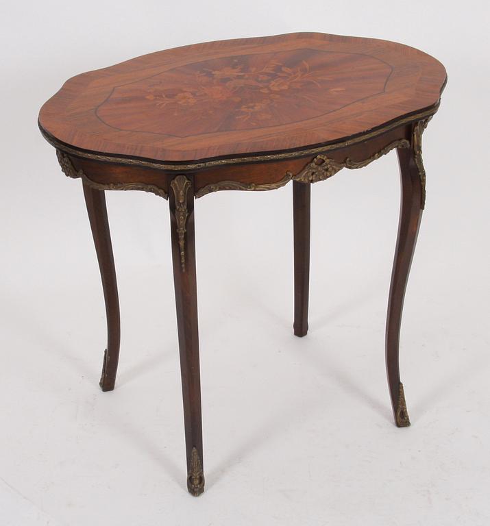 LAMPBORD, nyrokoko, 1800-talets slut.