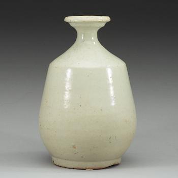 FLASKA, keramik. Choson, Korea, 17/1800-tal.