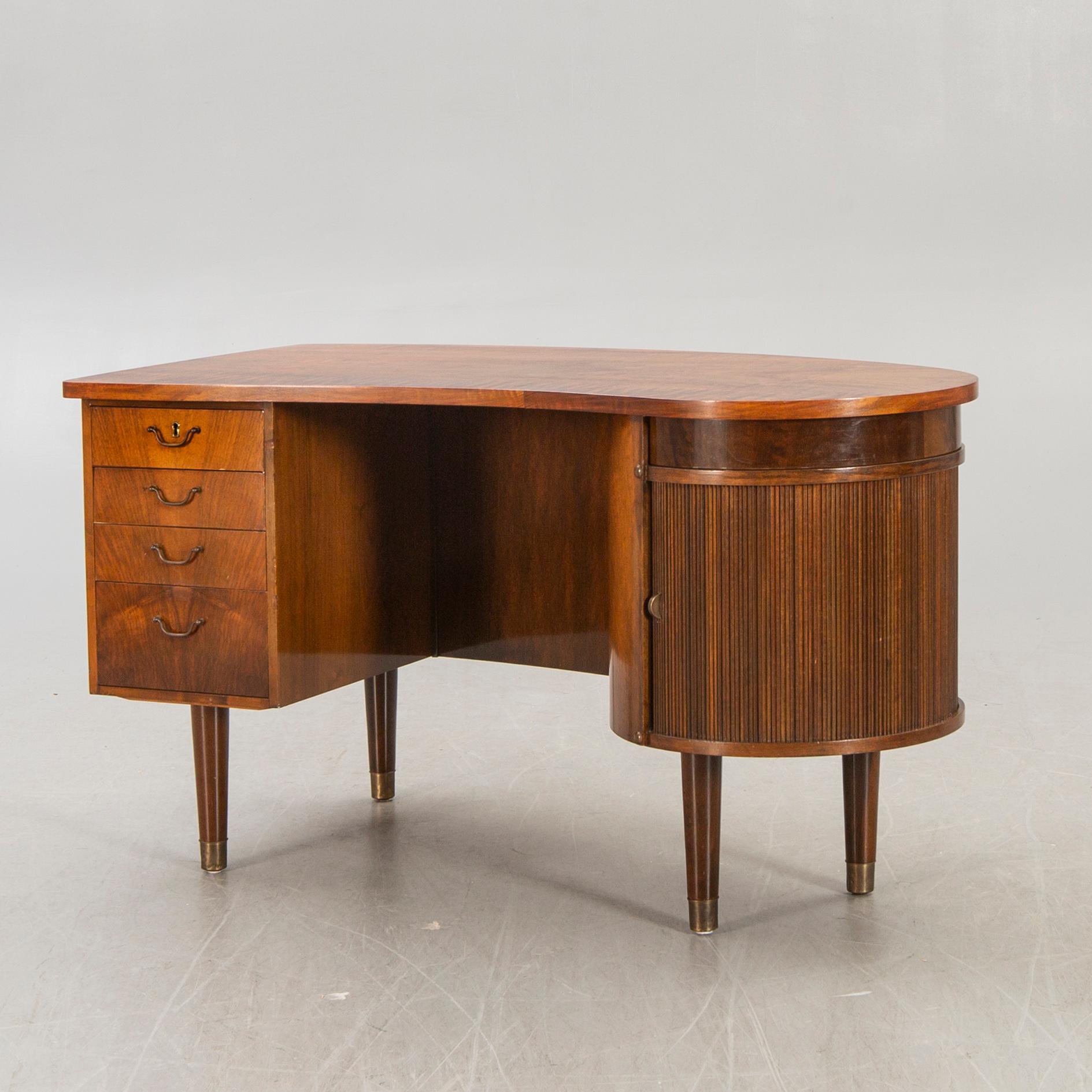 Kai Kristiansen,  skrivbord "Kidney 54", för FM Furniture, Feldballe Danmark.