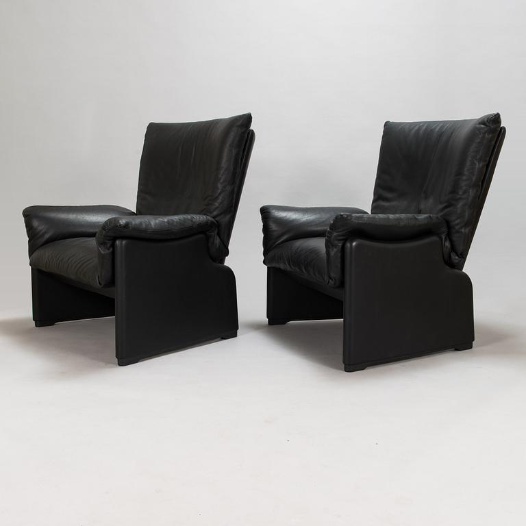 Vico Magistretti, a pair of 'Palmaria' armchairs for Cassina.