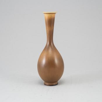 BERNDT FRIBERG, a stoneware vase, Gustavsberg studio, Sweden 1962.