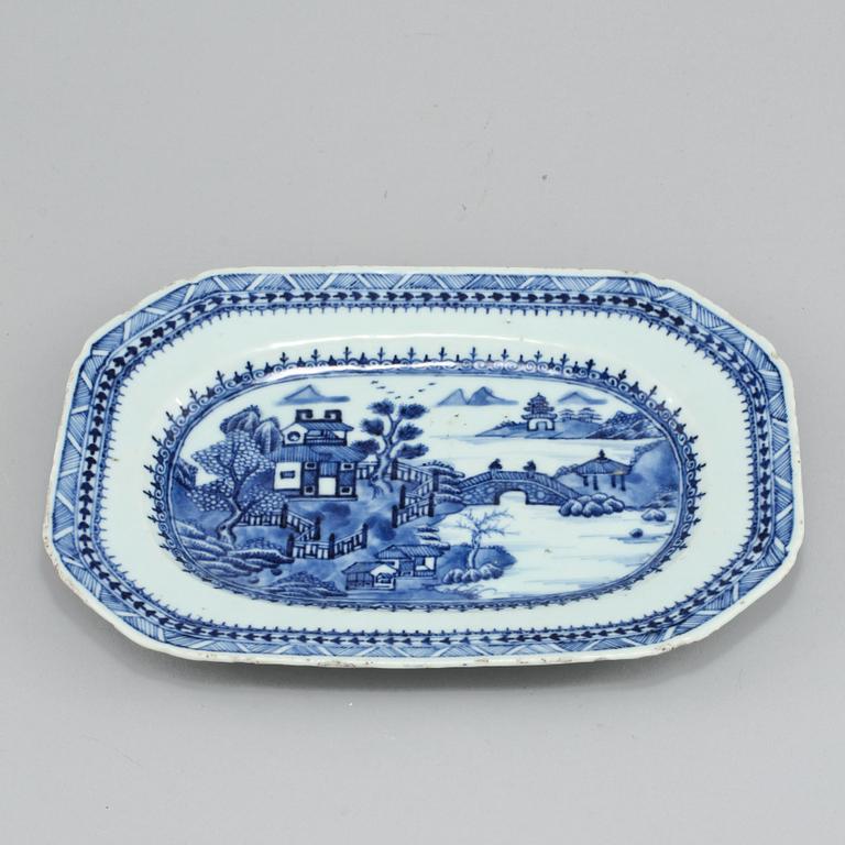 STEKFAT, porslin, 1700-tal.