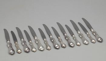 KNIVAR, 12+12 delar, silver, "Olga", GAB. 1900-talets senare del.