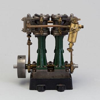 Two cylinder steam engine to a ship model, second half of the 20th century.