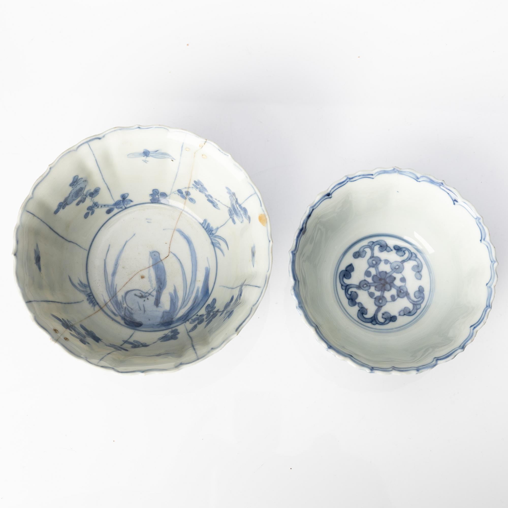 A group of four blue and white bowls, 17/18th century.