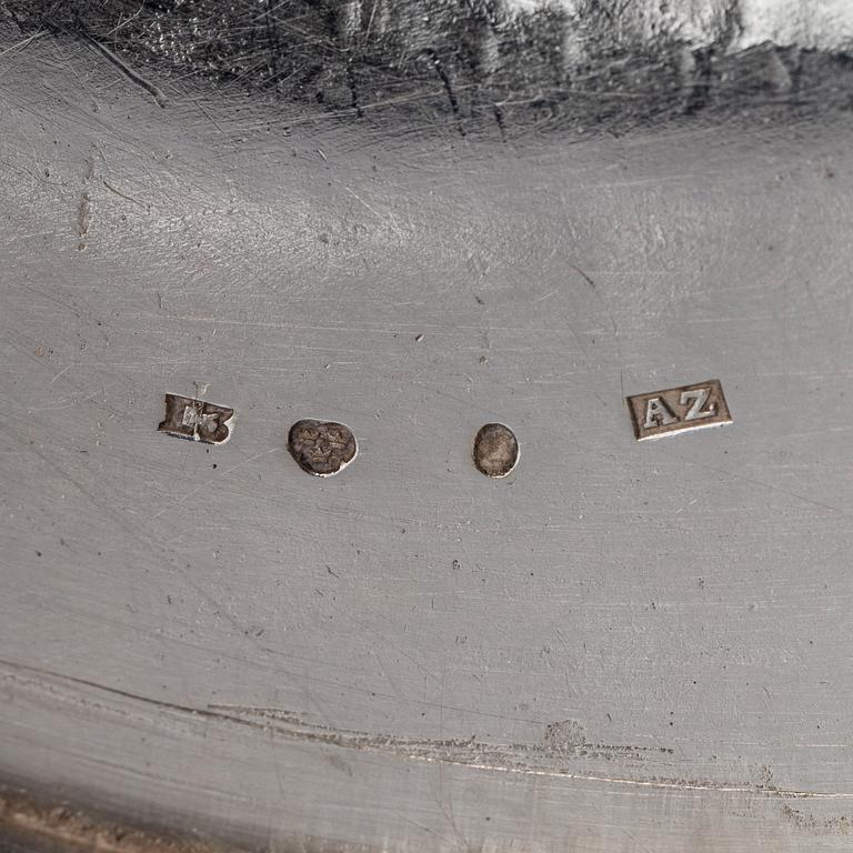 Adolf Zethelius, sockerskålar med lock, ett par snarlika, Stockholm 1817 och 1818. Empire.
