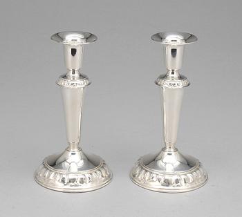 LJUSSTAKAR, ett par, silver, GAB, Stockholm 1964.