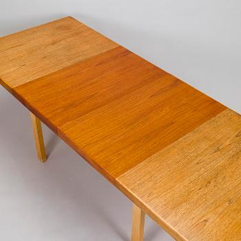 Alvar Aalto, matbord, modell 92 för O.Y. Huonekalu-ja Rakennustyötehdas A.B. 1900-talets mitt.