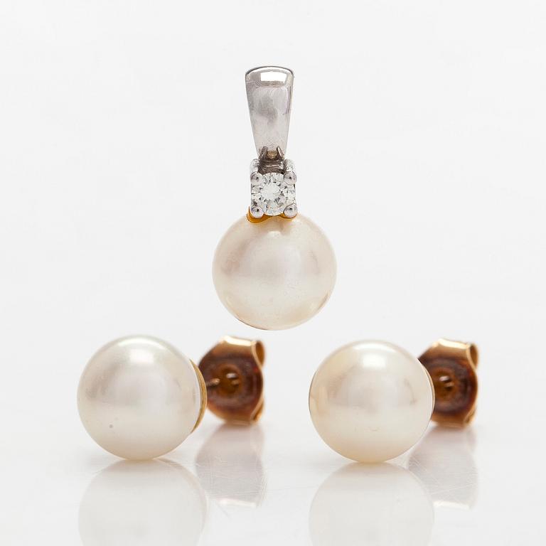 Örhängen och hänge, 14K vit/gultguld, odlade pärlor och diamant ca 0.07 ct enligt gravyr.