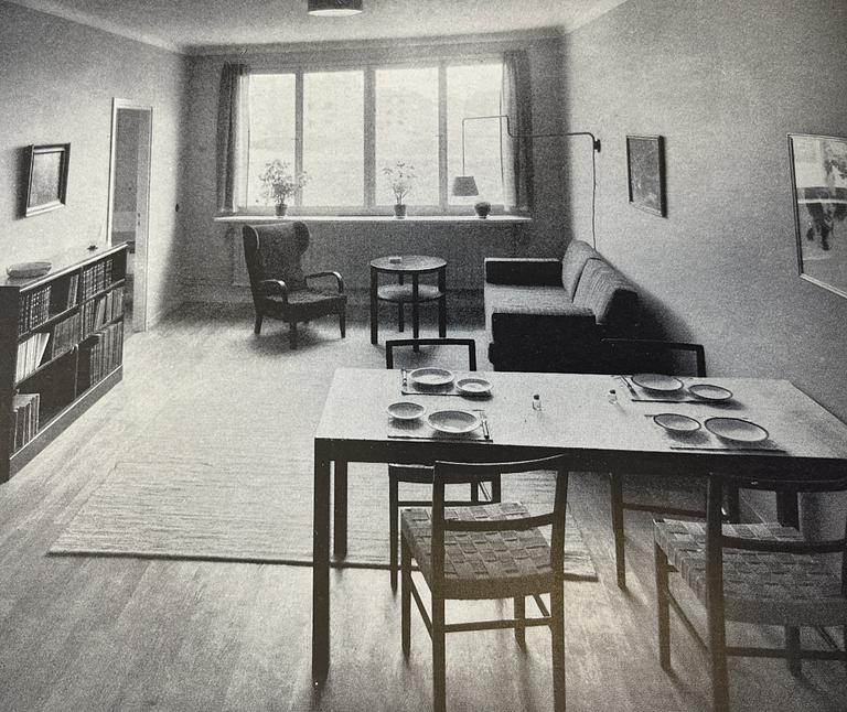 Kooperativa Förbundets Arkitektkontor, a pair of armchairs, executed by Gemla, Diö, 1930s.