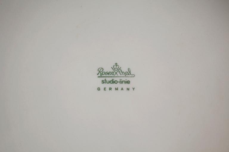 Two porcelian dishes by Fruhtrunk and Tapio Wirkkala for Rosenthal, signed and numbered.