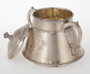 SOCKERSKÅL, silver, Karl Järveläinen, S:t Petersburg, 1869. Vikt ca 540 g.