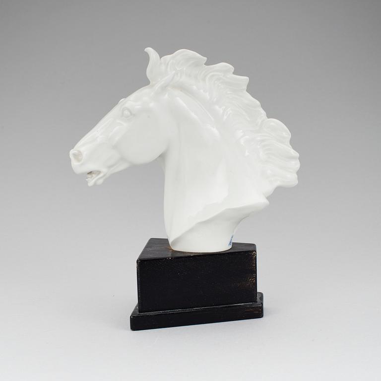 A PORCELAIN SCULPTURE by Erich Oehme, Meissen, 1949.