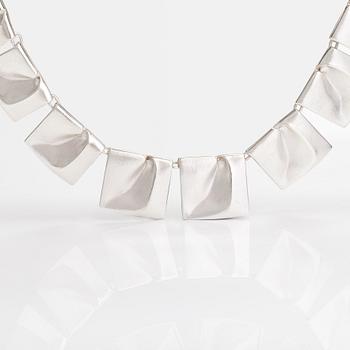 Björn Weckström, A sterling silver necklace "Planetoid valleys". Lapponia 2003.