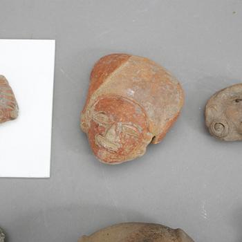 SAMLING KERAMIK, 12 delar, Sydamerika och sannolikt även Västindien.