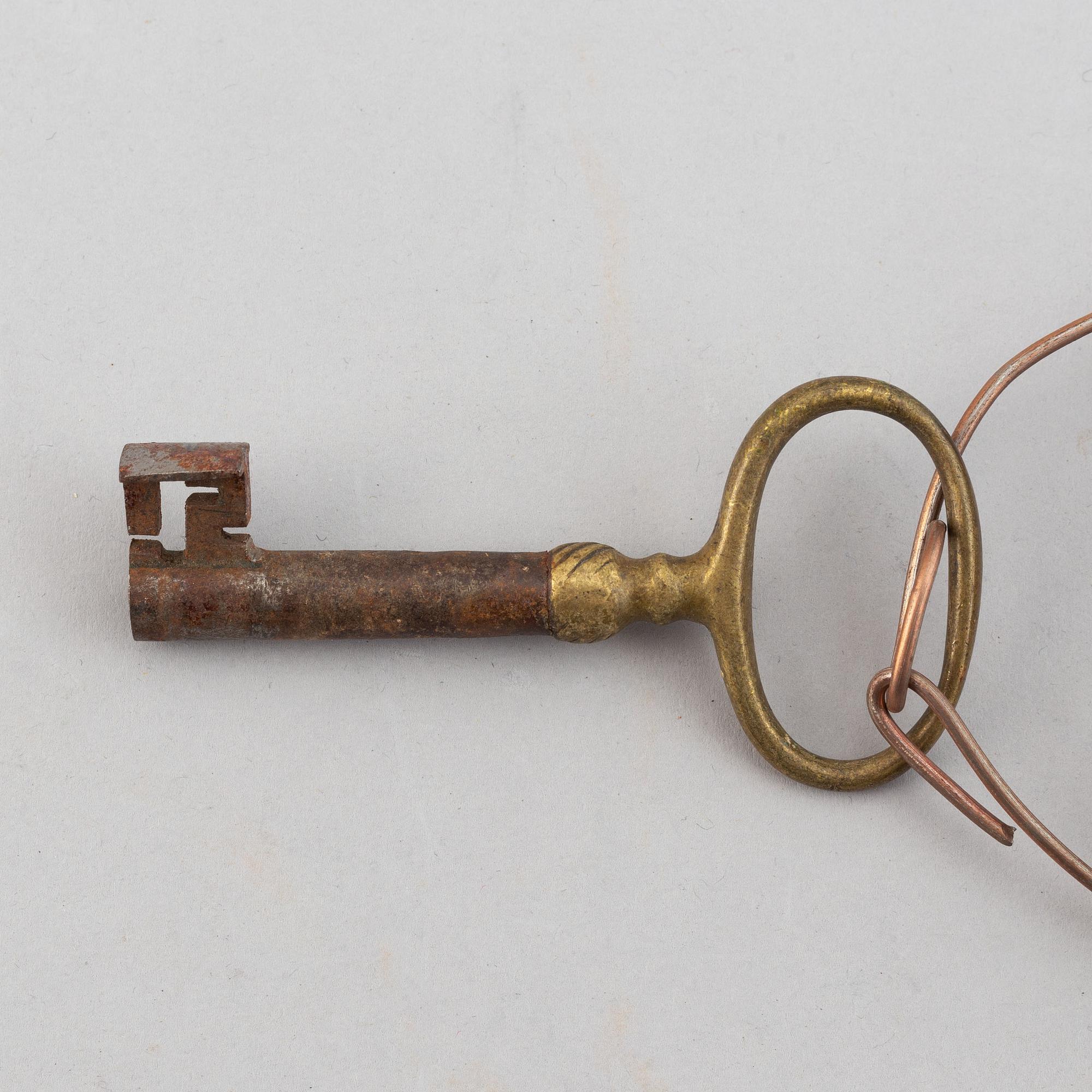 Ten brass keys 18th/19th century.