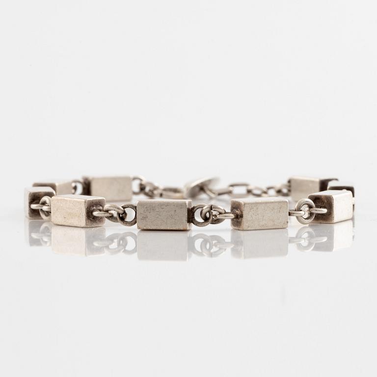 Arvo Saarela, silver bracelet.