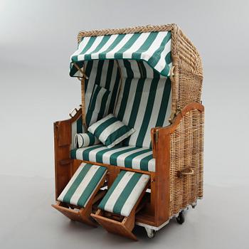 STRANDSTOL/STRANDKORG, 1900-talets mitt.