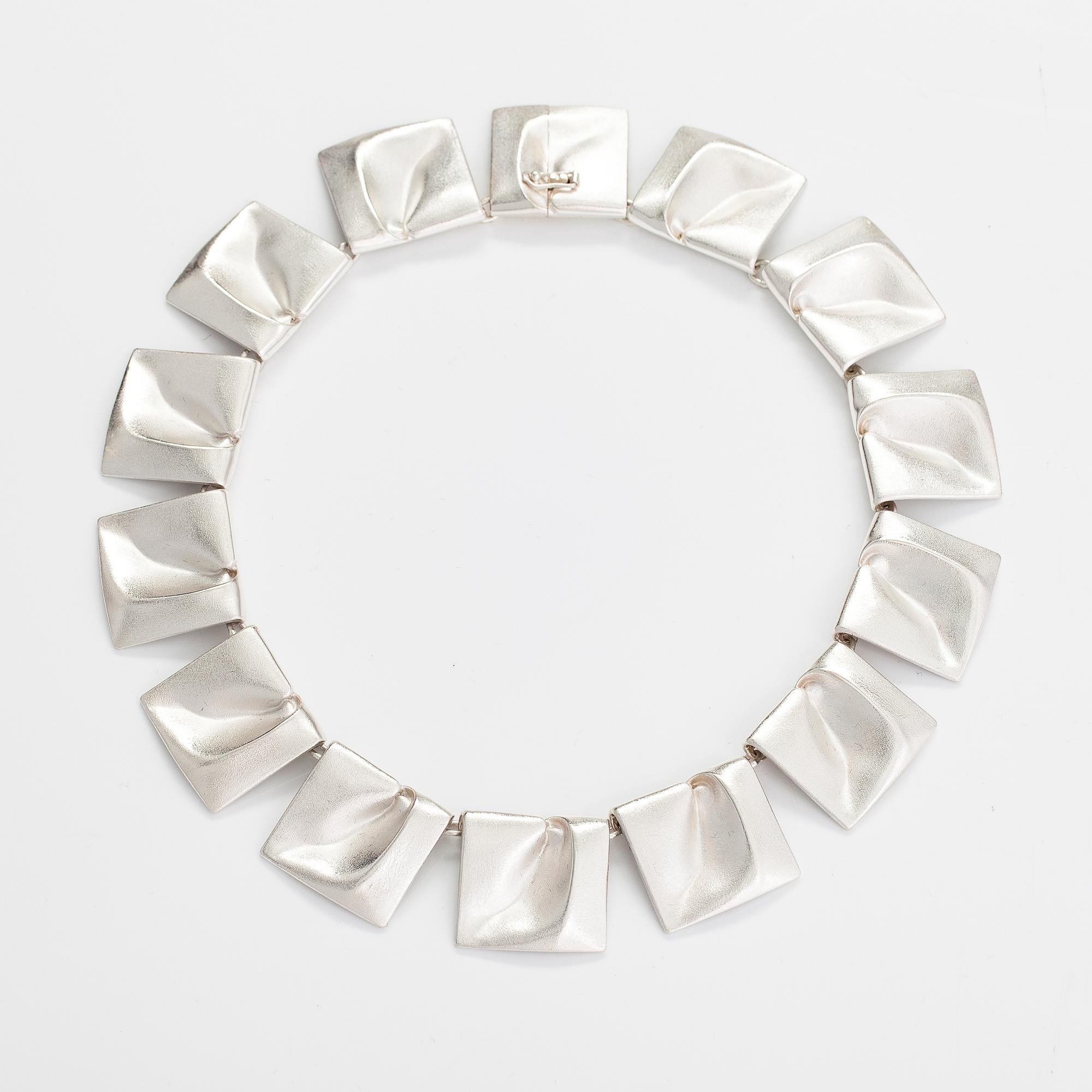 Björn Weckström, A sterling silver necklace "Planetoid valleys". Lapponia 2003.