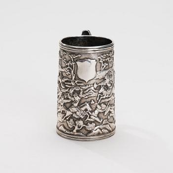 BÄGARE / MUGG, silver, Lee Ching, Kina, 1800-luvun jälkipuoli. Vikt 174 g.
