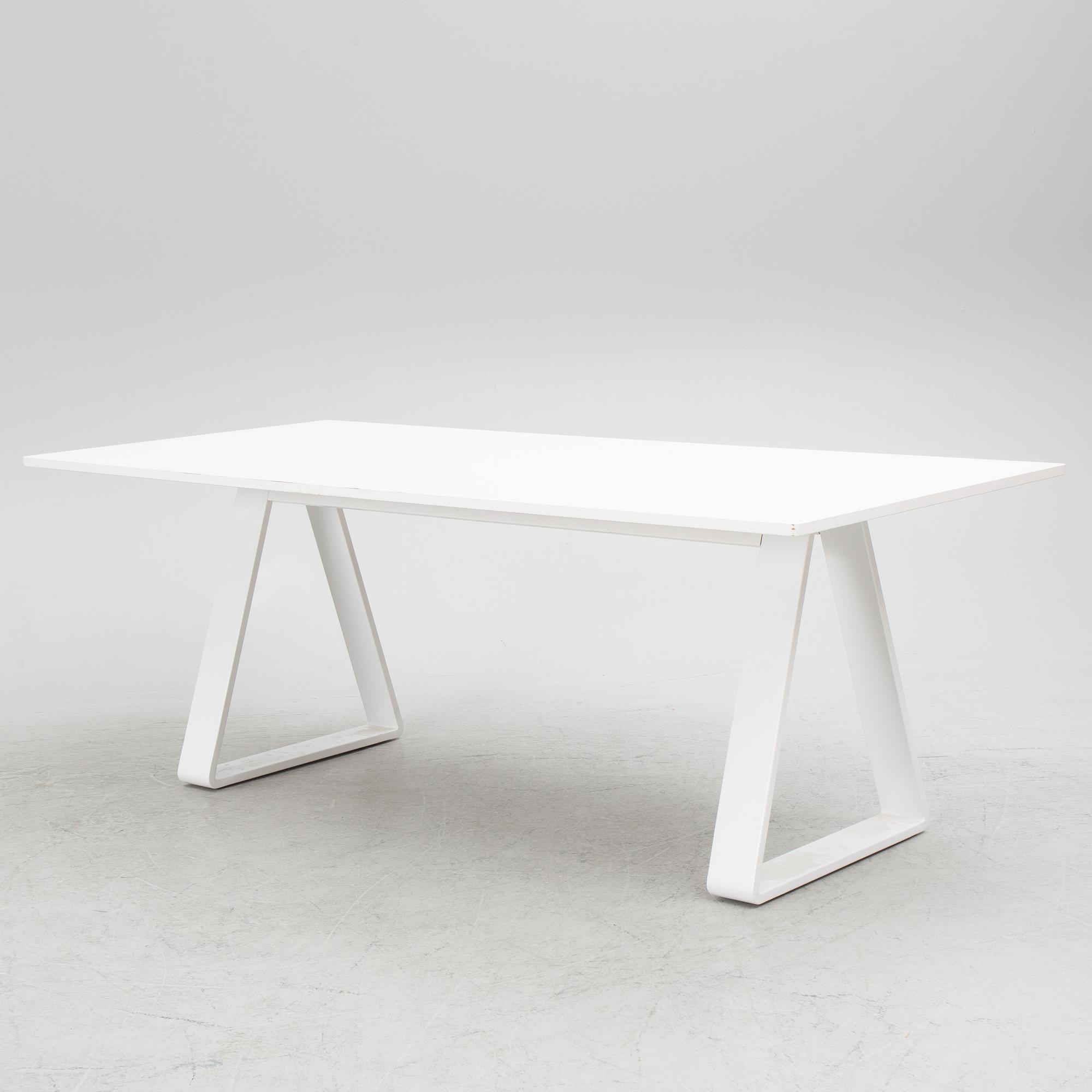 Thomas Eriksson, dining table, "Bermuda", Asplund Collection.