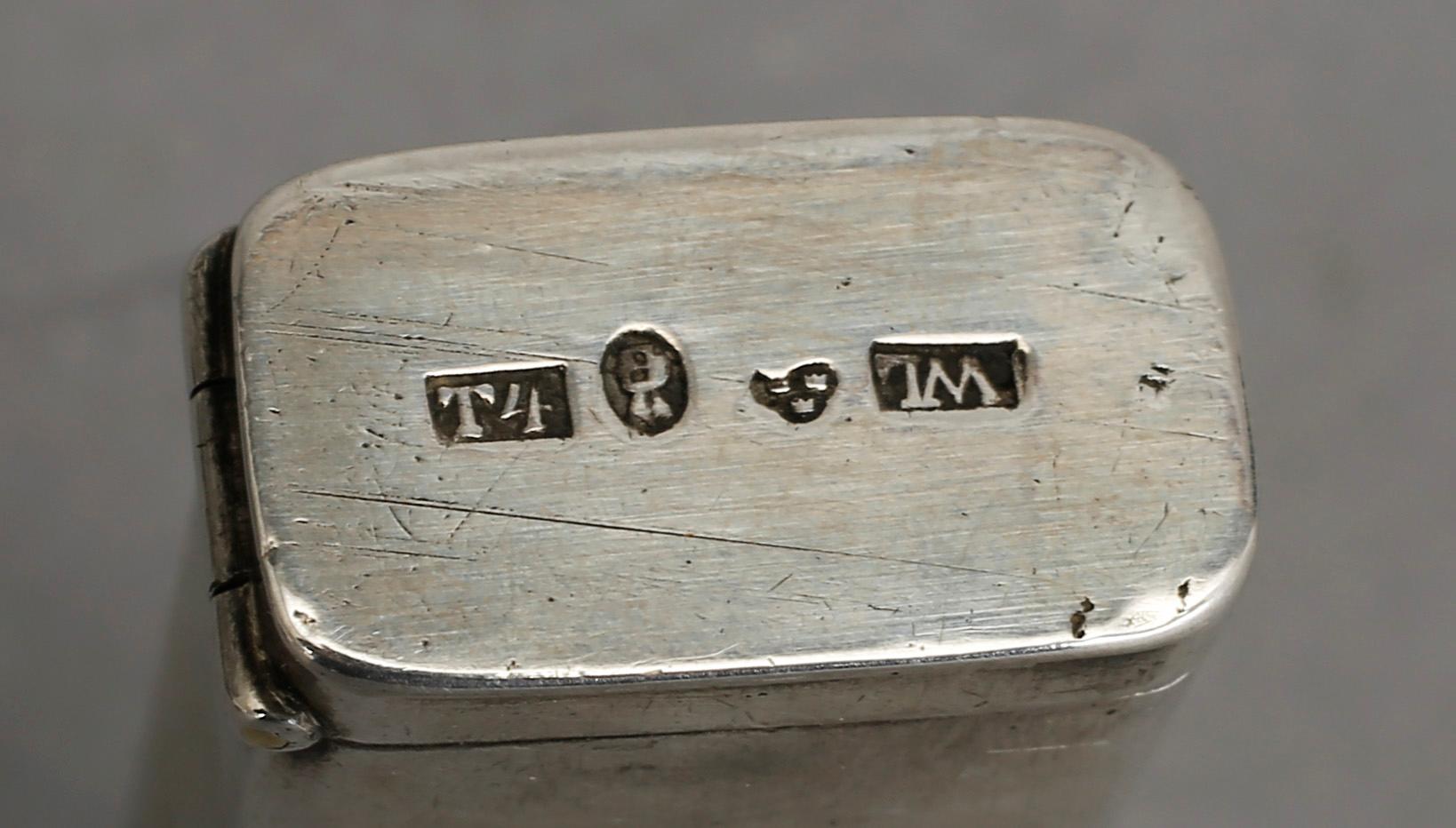 DOSOR, 3 st, silver, Europa, 1800-tal. Total vikt 187 g.