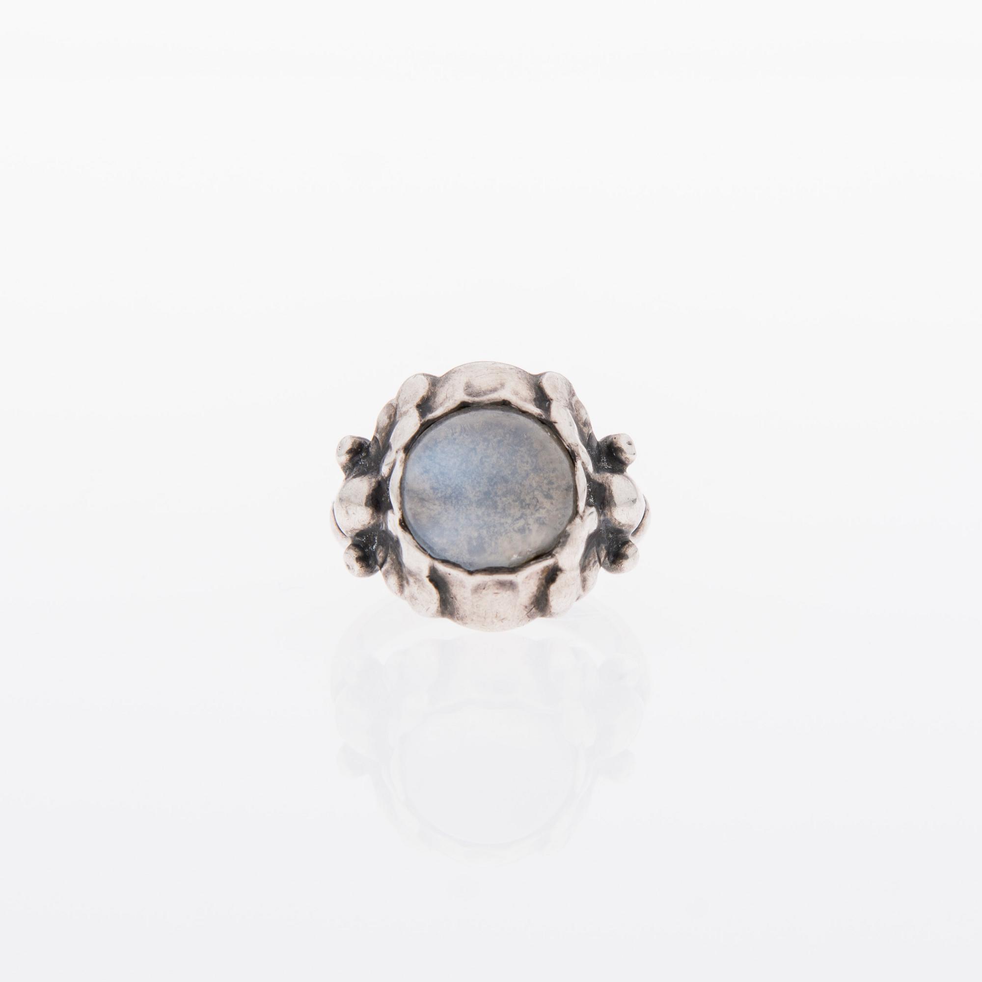 RING, Georg Jensen 1915-1927, silver, cabochonslipad månsten.