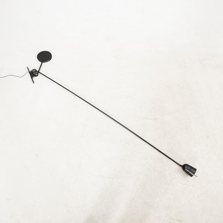 Daniel Rybakken vägglampa "Counterbalance" för Luceplan Italien 2000-tal.