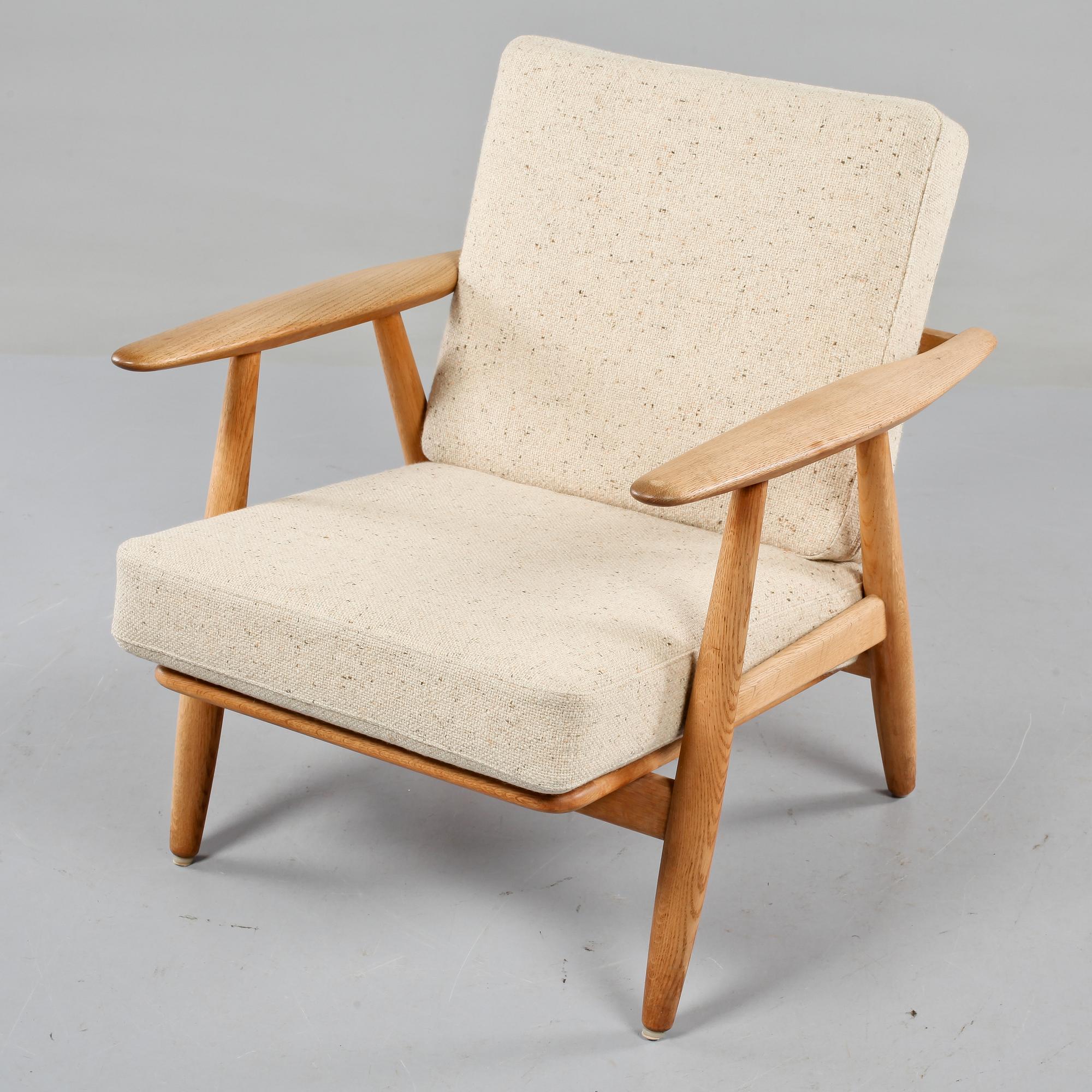 FÅTÖLJ, "Cigarren", Hans J Wegner, Getama, Danmark, 1970-tal.